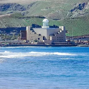 casa-las-canteras-las-palmas-de-gran-canaria.in-canary-islands.com/
